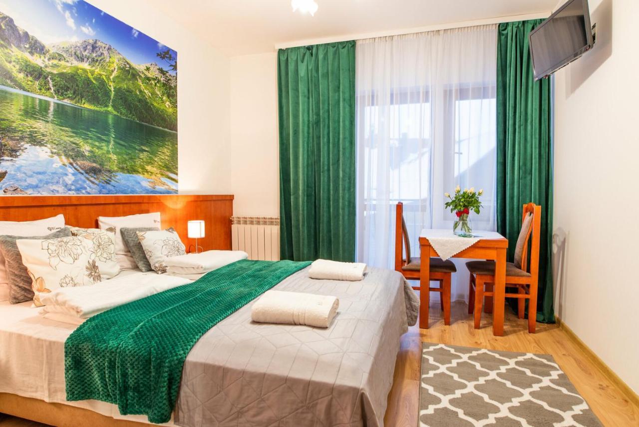 Rodzinny Dom I Apartamenty U Ciwersa Z Balia W Ogrodzie Białka Tatrzańska Exterior foto