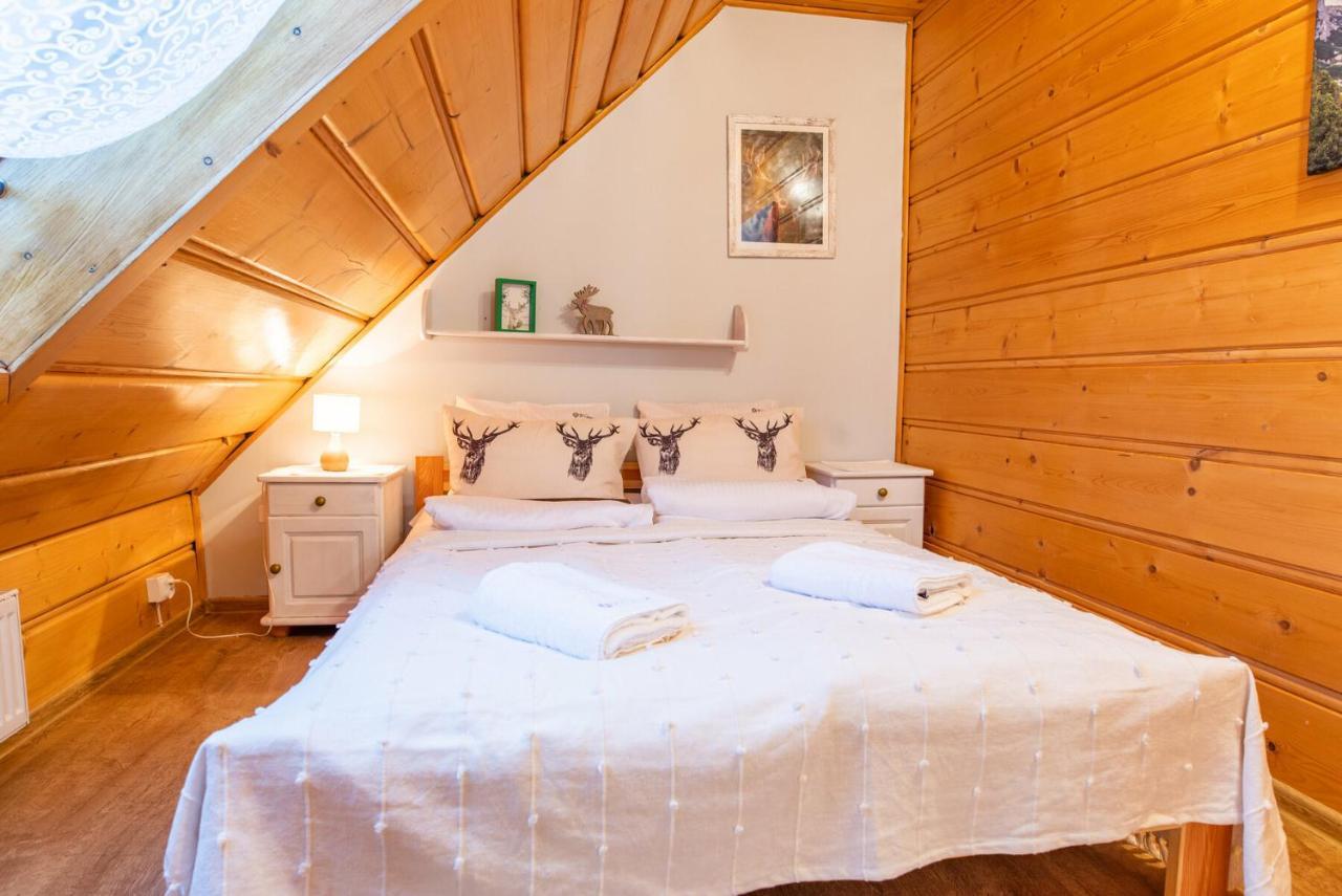 Rodzinny Dom I Apartamenty U Ciwersa Z Balia W Ogrodzie Białka Tatrzańska Exterior foto
