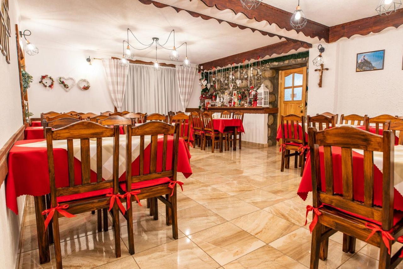 Rodzinny Dom I Apartamenty U Ciwersa Z Balia W Ogrodzie Białka Tatrzańska Exterior foto